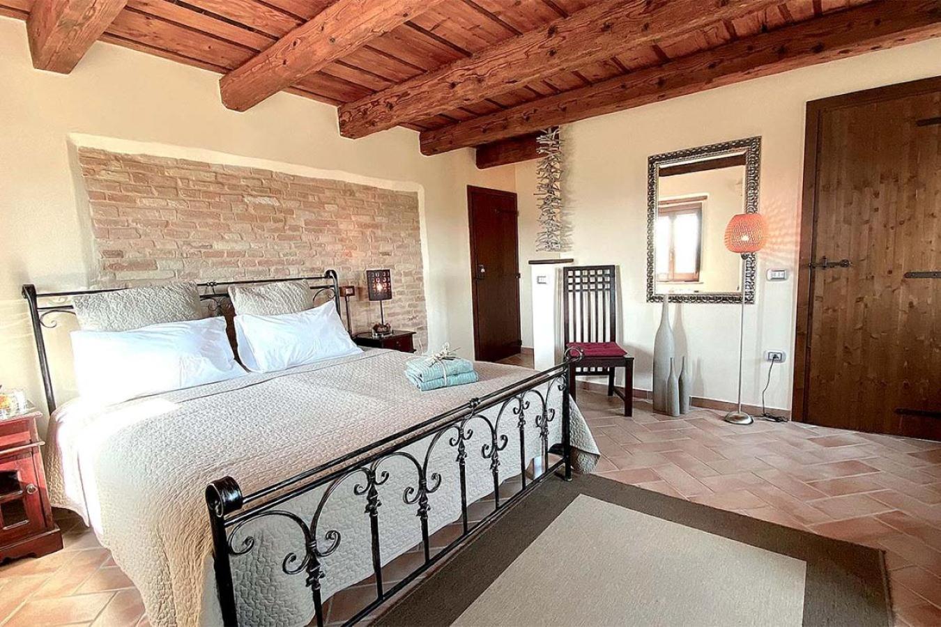 Bed And Breakfast La Vecchia Scuola Montefano Luaran gambar